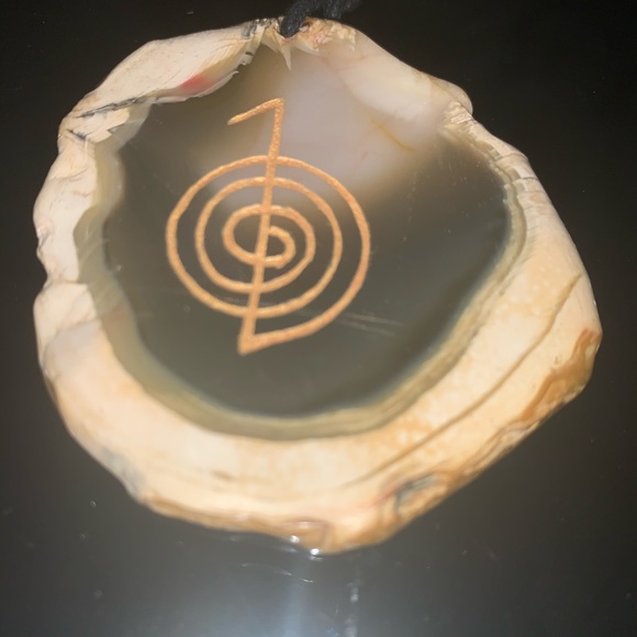 GOLDEN HIEROGLYPHICS in AGATE GEODE NECKLACE- RARE - Picture 9 of 12
